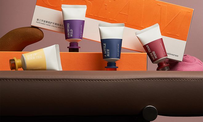 饰太丑!后来发现是小丑竟然是我的手pg电子模拟器电脑版一直以为是首(图25) 饰太丑!后来发现是小丑竟然是我的手pg电子模拟器电脑版一直以为是首(图25)