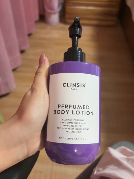 URRYN 素影身体乳锁水修复超顶pg试玩身体乳哪个牌子的好